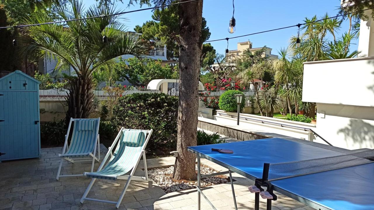 Villa Mary - Apartments Trani Exterior photo
